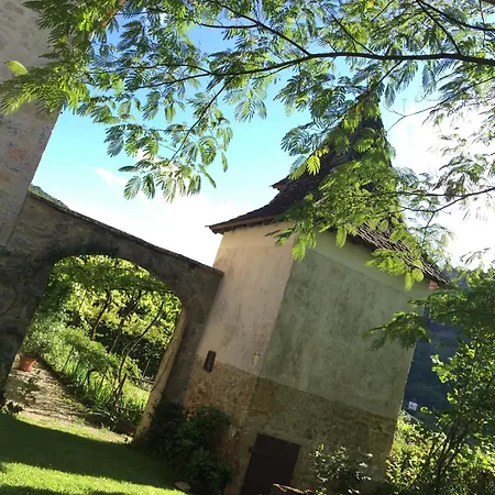 Séjour À Deux Au Château D'autoire, De Charme, Tonnelle, Vue Vallée Et Village Autoire