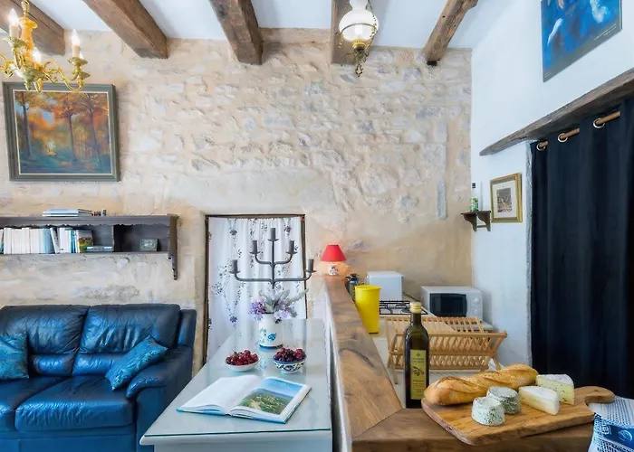 Séjour À Deux Au Château D'autoire, De Charme, Tonnelle, Vue Vallée Et Village * Autoire