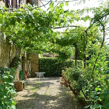 Feriehus SéJour À Deux Au ChâTeau D'Autoire, Studio De Charme, Tonnelle, Vue ValléE Et Village *