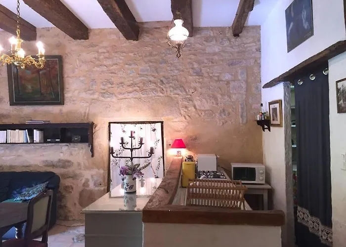 Séjour À Deux Au Château D'autoire, De Charme, Tonnelle, Vue Vallée Et Village * Autoire