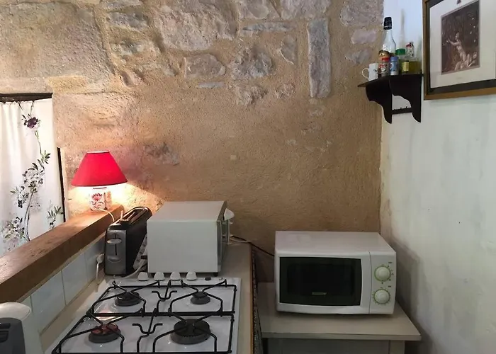 Séjour À Deux Au Château D'autoire, De Charme, Tonnelle, Vue Vallée Et Village